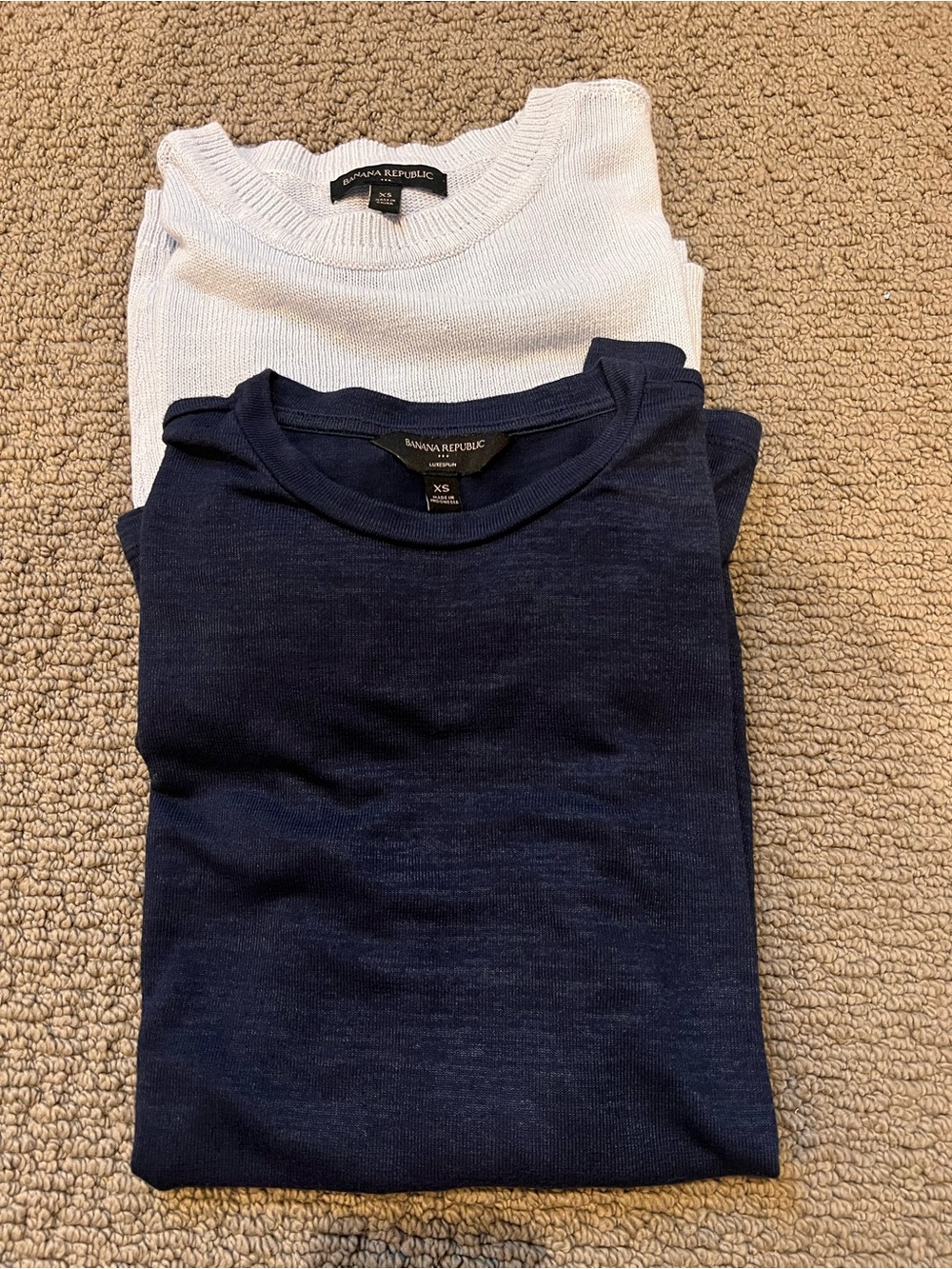 Banana Republic Women 2 Crewneck Sweaters- Navy And Light Blue